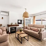 וילה El Algarrobo